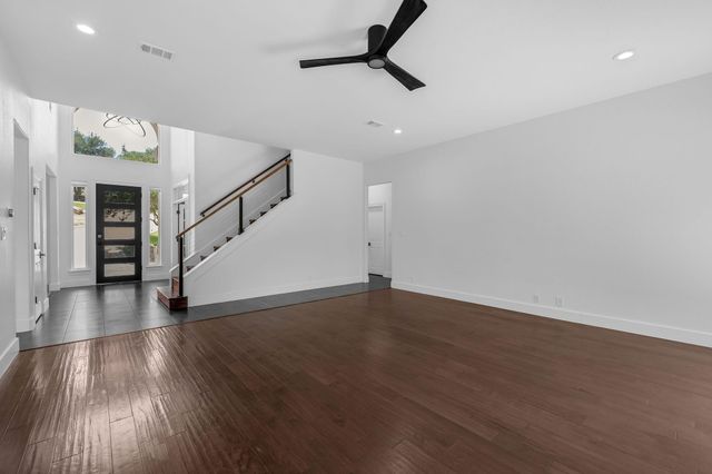 414 New Lido DR, Lakeway, TX 78734