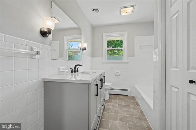 9 WILDASIN DR, York, PA 17407