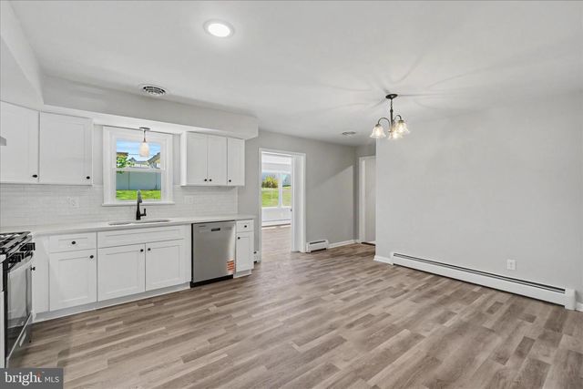 9 WILDASIN DR, York, PA 17407