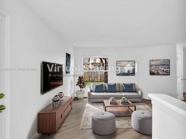 2237 NW 171st Terrace, Pembroke Pines, FL 33028