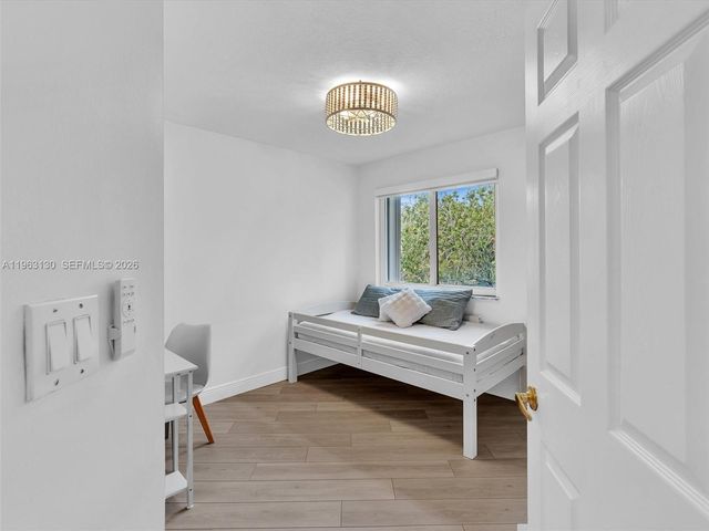 2237 NW 171st Terrace, Pembroke Pines, FL 33028
