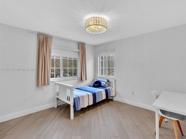 2237 NW 171st Terrace, Pembroke Pines, FL 33028