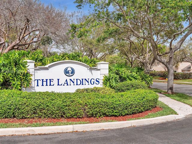 2237 NW 171st Terrace, Pembroke Pines, FL 33028