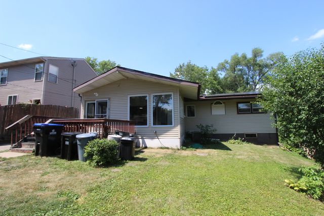 8617 Memory Trail, Wonder Lake, IL 60097
