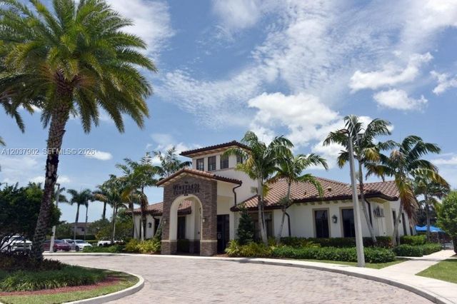 163 SE 36th Ave, Homestead, FL 33033