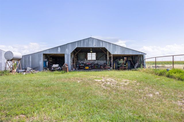 18108 Werchan LN, Coupland, TX 78615