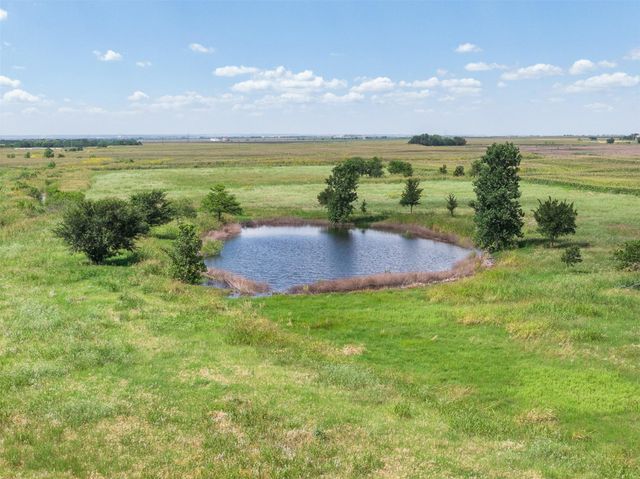 18108 Werchan LN, Coupland, TX 78615