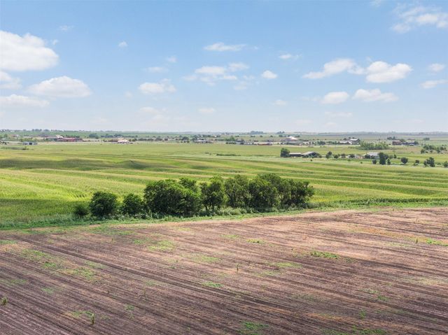 18108 Werchan LN, Coupland, TX 78615
