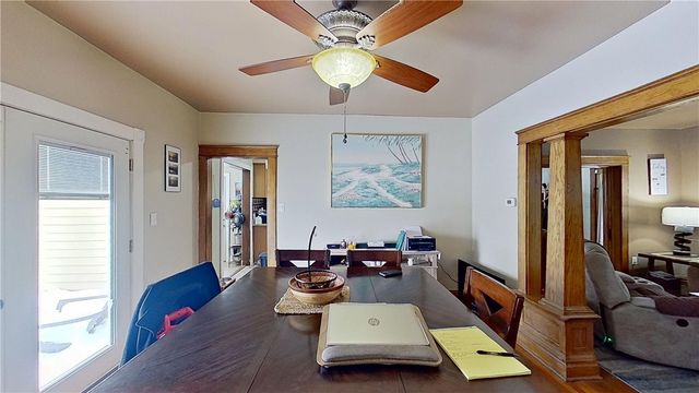 910 Temple Ave, New Castle, PA 16101