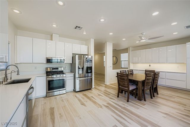 3974 Diamond Gem Court, Las Vegas, NV 89129