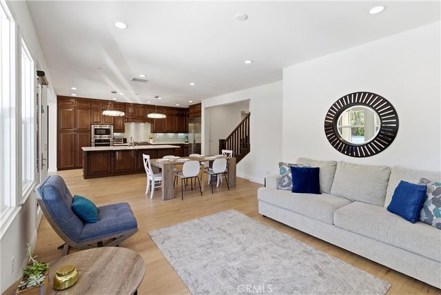 84 Summerland Cir, Aliso Viejo, CA 92656