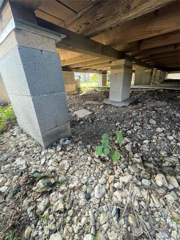 425 Carlton Street, Brazoria, TX 77422