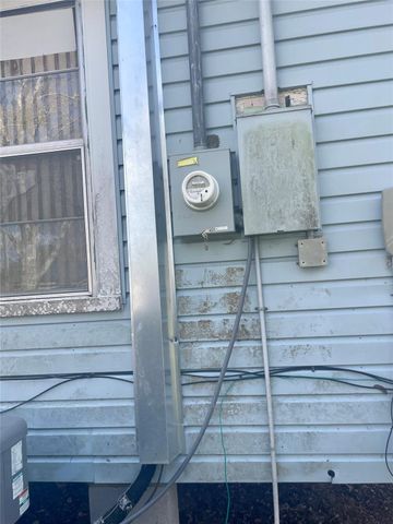 425 Carlton Street, Brazoria, TX 77422