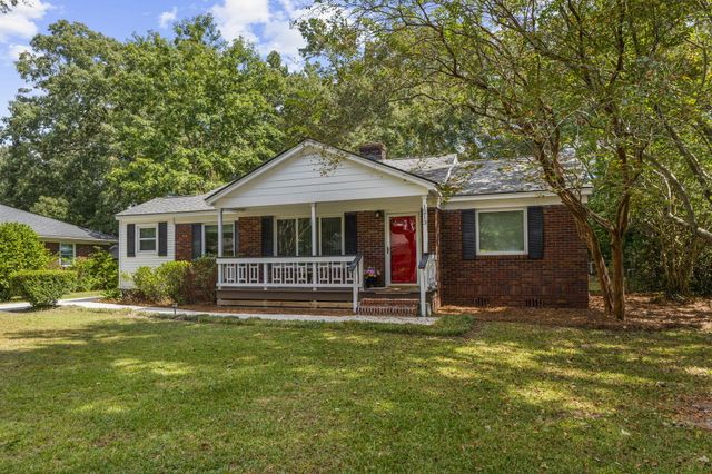 1213 Eastwood Avenue, Hanahan, SC 29410