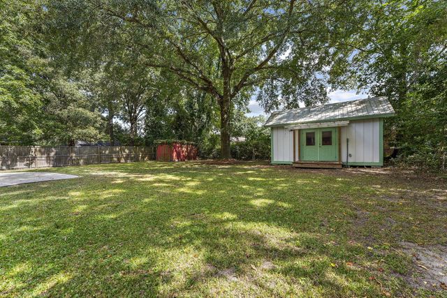 1213 Eastwood Avenue, Hanahan, SC 29410