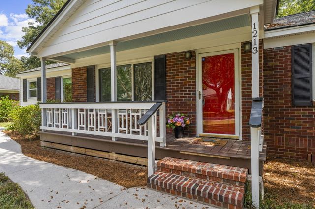 1213 Eastwood Avenue, Hanahan, SC 29410