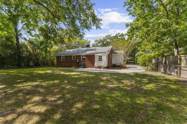 1213 Eastwood Avenue, Hanahan, SC 29410