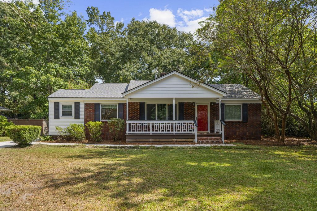1213 Eastwood Avenue, Hanahan, SC 29410