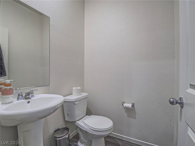 483 Waterfall Cove Court, Henderson, NV 89002