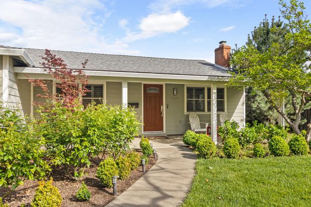 2628 Greenwood Ave, Sacramento, CA 95821