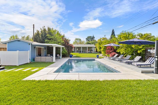 2628 Greenwood Ave, Sacramento, CA 95821