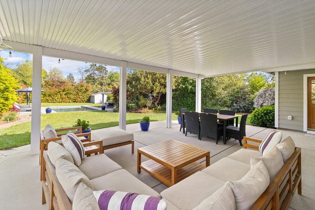 2628 Greenwood Ave, Sacramento, CA 95821