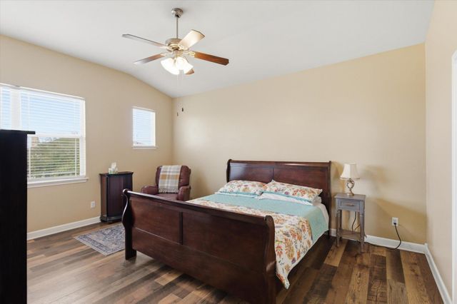 359 Bloomsbury DR, Kyle, TX 78640