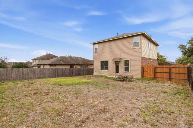 359 Bloomsbury DR, Kyle, TX 78640