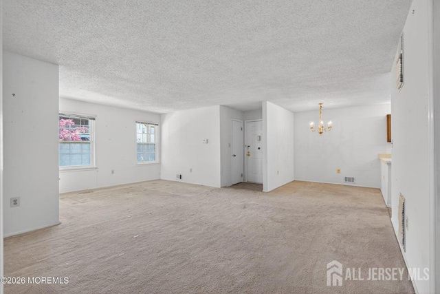 318 Wycoff Way W, East Brunswick, NJ 08816