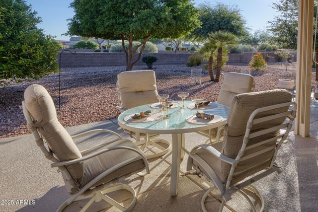 15943 W WILDFLOWER Drive, Surprise, AZ 85374