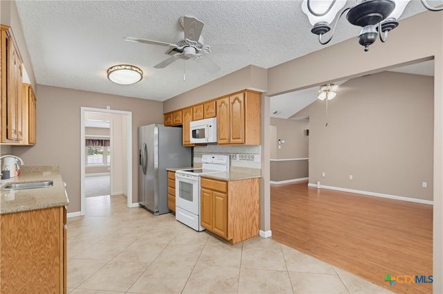 306 Southwick Circle, Seguin, TX 78155