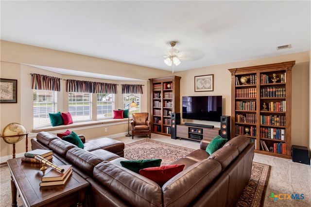 306 Southwick Circle, Seguin, TX 78155