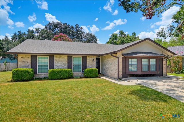 306 Southwick Circle, Seguin, TX 78155