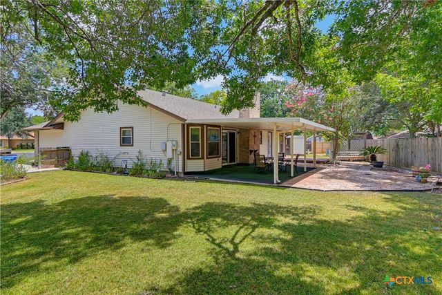 306 Southwick Circle, Seguin, TX 78155
