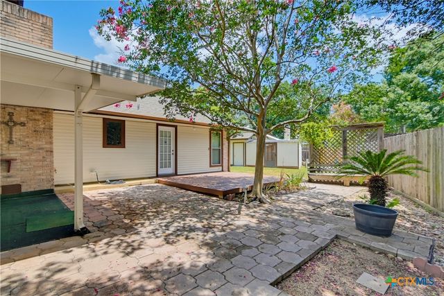 306 Southwick Circle, Seguin, TX 78155