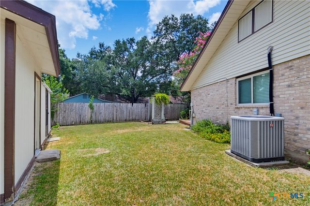 306 Southwick Circle, Seguin, TX 78155