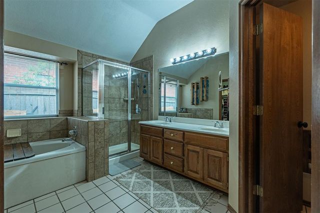 6724 NW 130th Street, Oklahoma City, OK 73142