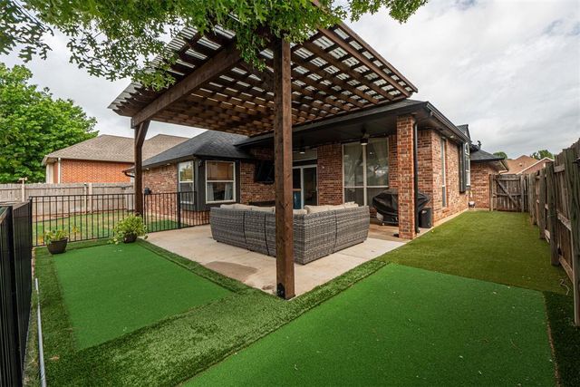 6724 NW 130th Street, Oklahoma City, OK 73142