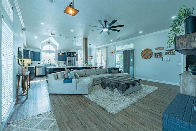 6724 NW 130th Street, Oklahoma City, OK 73142