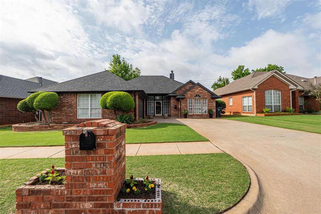 6724 NW 130th Street, Oklahoma City, OK 73142