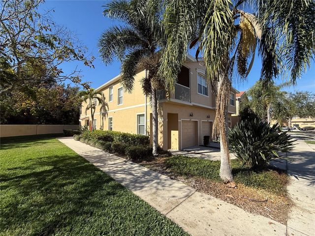 3693 PARKRIDGE CIRCLE 7-101, Sarasota, FL 34243
