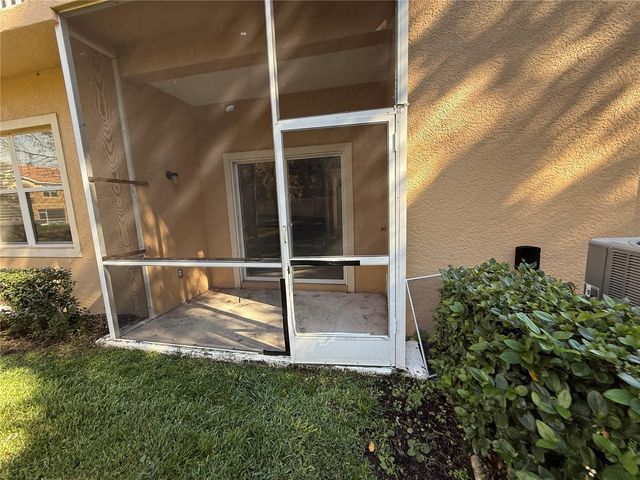 3693 PARKRIDGE CIRCLE 7-101, Sarasota, FL 34243