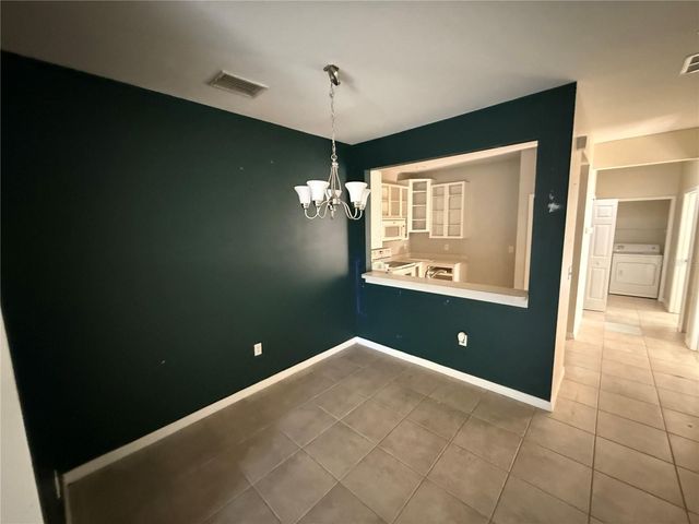 3693 PARKRIDGE CIRCLE 7-101, Sarasota, FL 34243