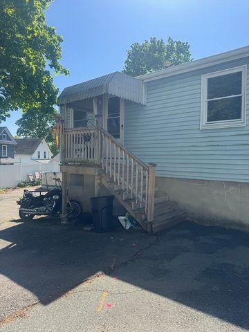 3 Kent Terr 1, Saugus, MA 01906