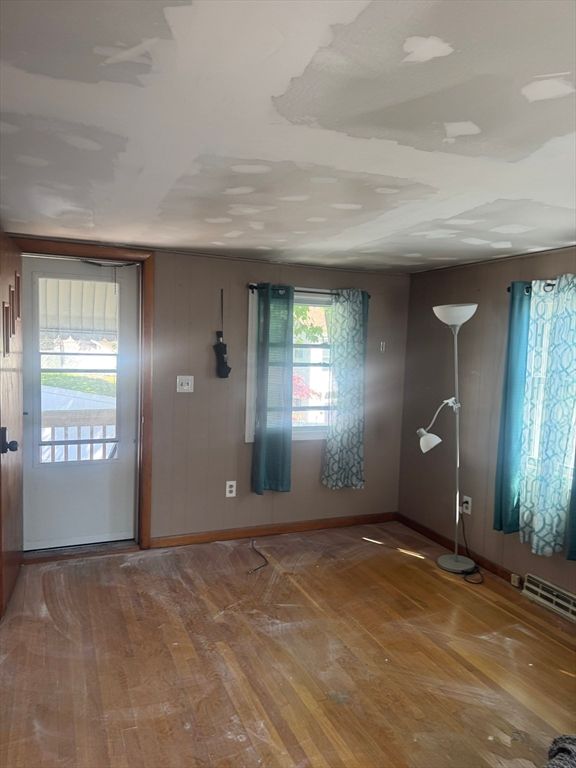 3 Kent Terr 1, Saugus, MA 01906