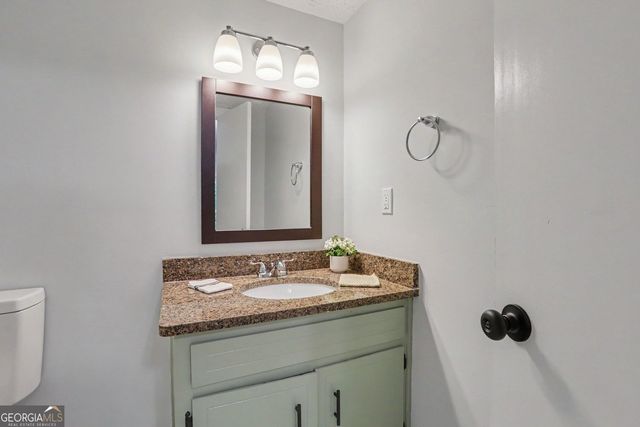 5148 Rocky Glen, Stone Mountain, GA 30088
