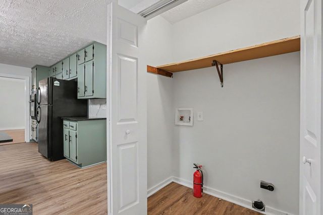 5148 Rocky Glen, Stone Mountain, GA 30088
