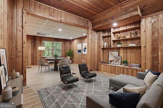 5148 Rocky Glen, Stone Mountain, GA 30088
