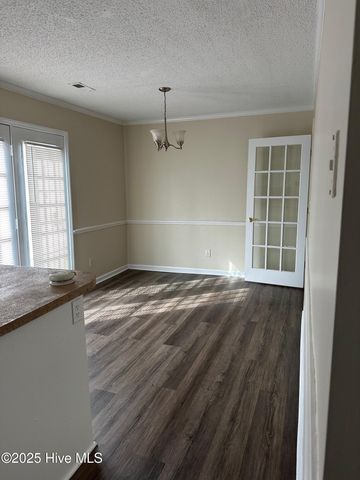 1119 Grovemont Drive J6, Greenville, NC 27834