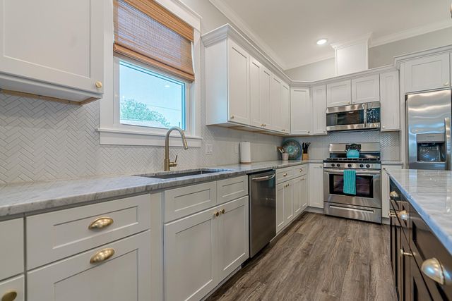 1224 Avenue K, Galveston, TX 77550
